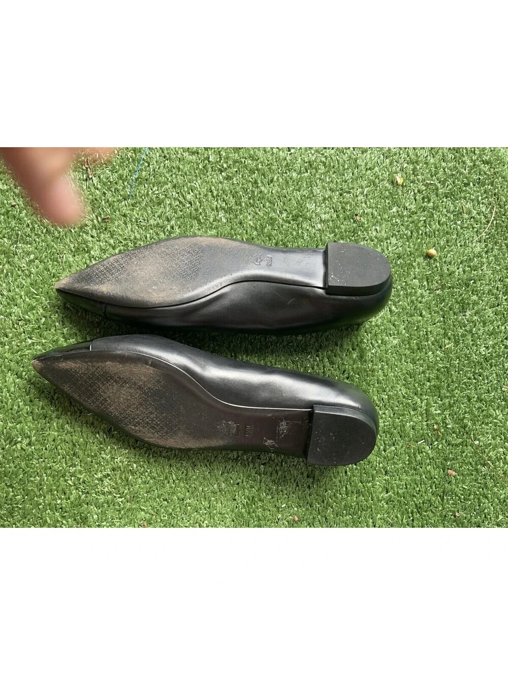 Tory Burch Fairford Black Leather Pointy Toe Cap Toe Flats Size